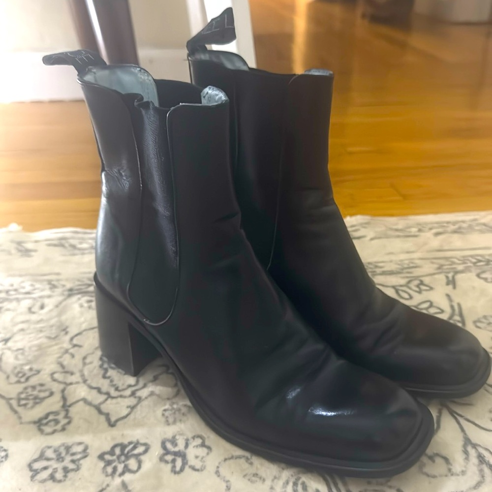 Freelance Chelsea boot from France